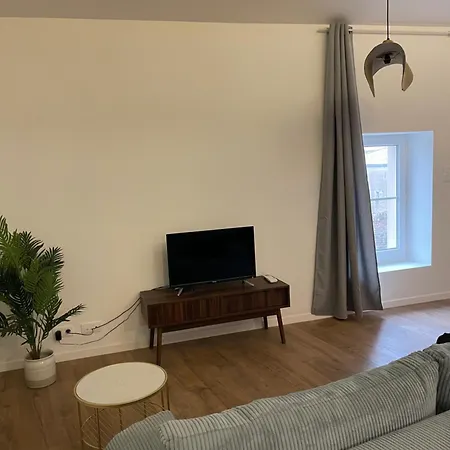 Studio rénové dans le centre ville Tonneins Extérieur photo