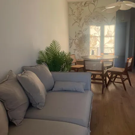 Studio rénové dans le centre ville Tonneins Extérieur photo
