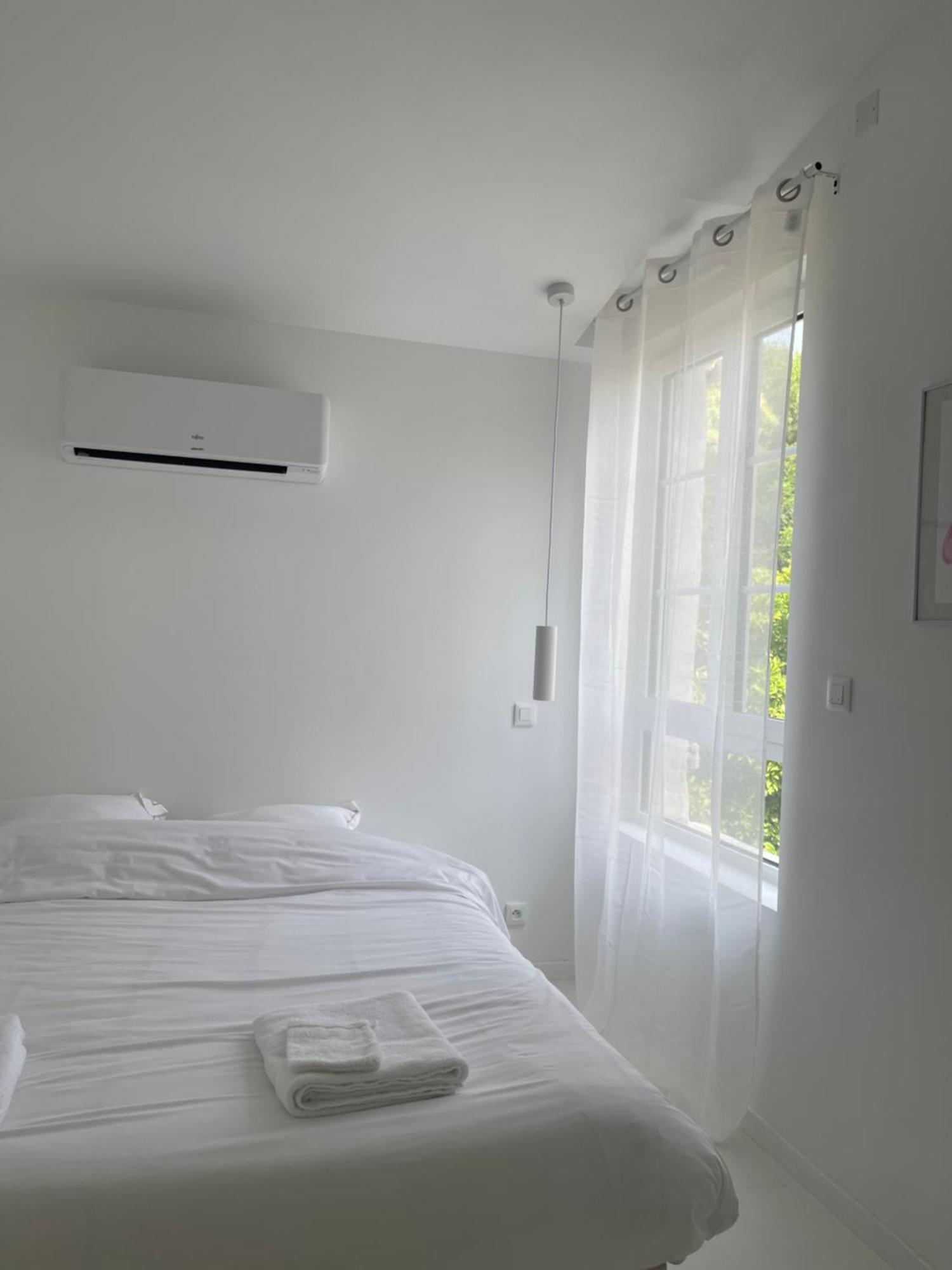 Appartement Rénové Dans Le Centre *