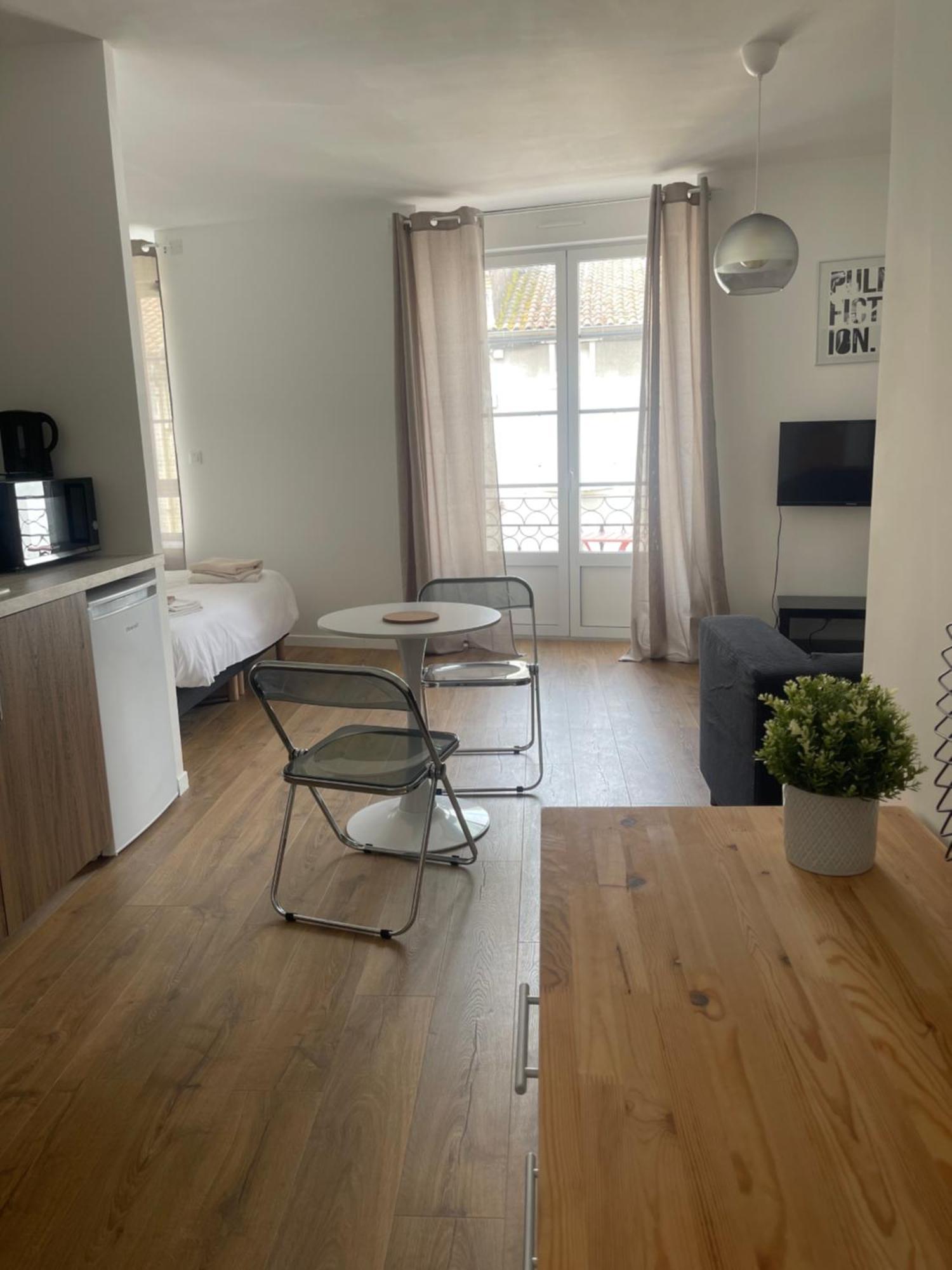 Rénové Dans Le Centre Appartement *